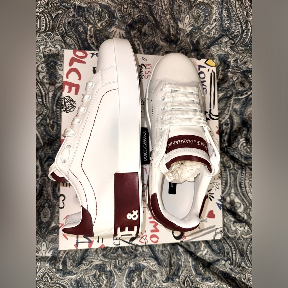 D&G Portofino low-top sneakers. Size is 38.5